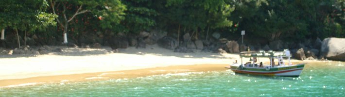Passeio de Escuna: Paradas nas Praias das Ilhas 