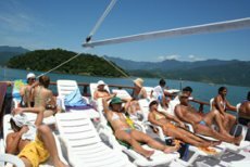 Paraty Boat Excursion: Sunbathing on deck 